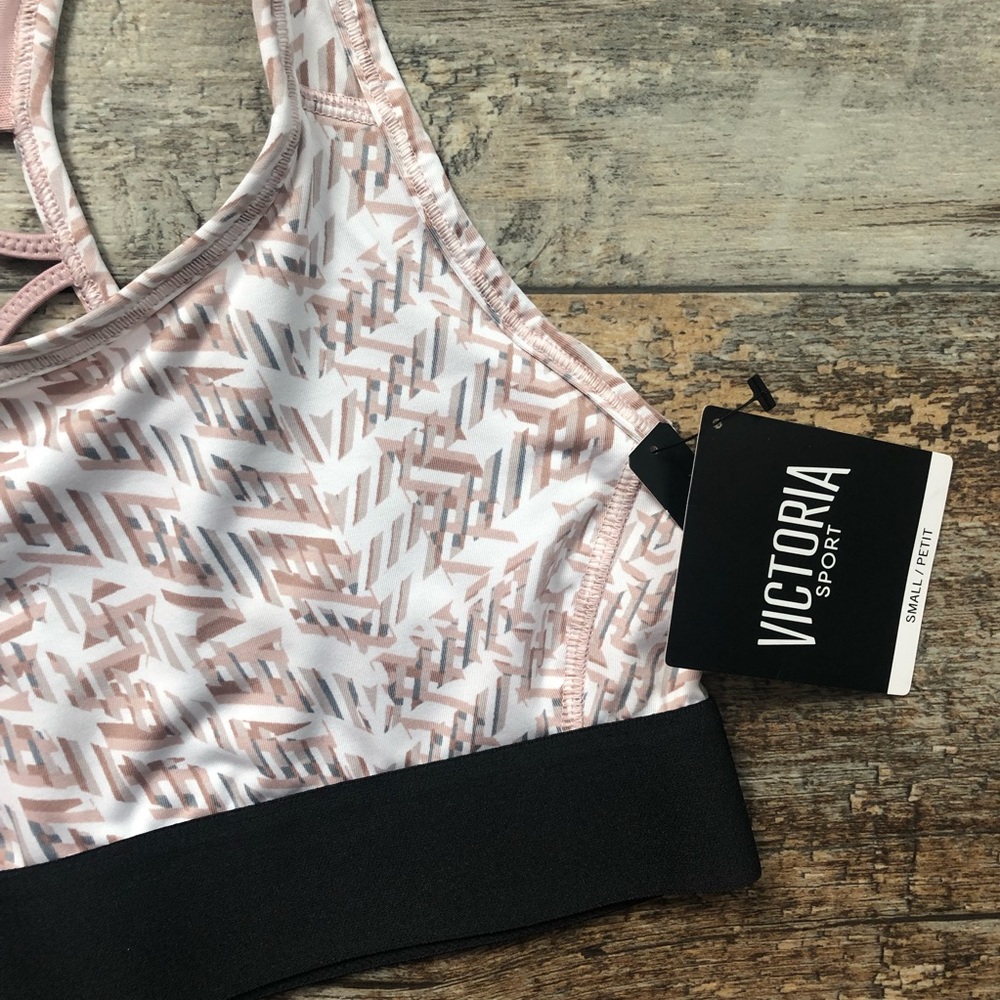 Victoria’s Secret | Strappy Racerback Sports Bra - Picture 2 of 5